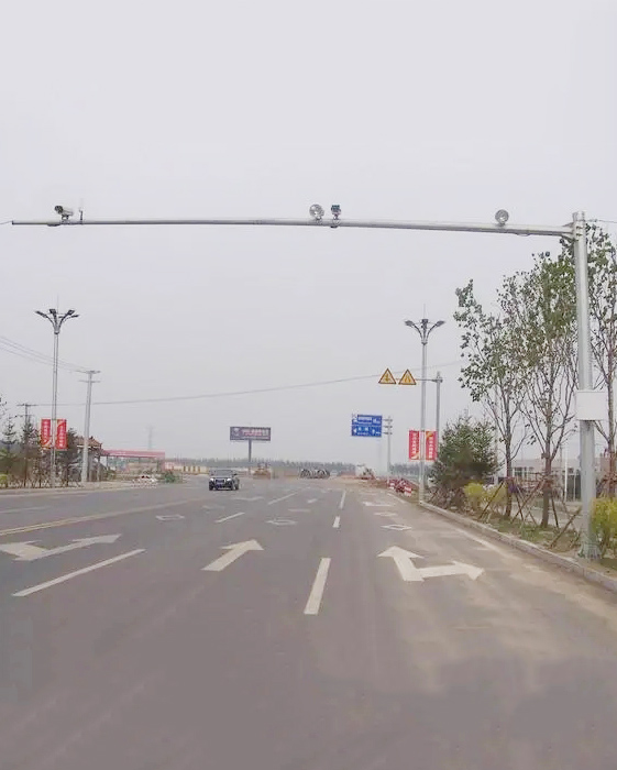 监控杆
